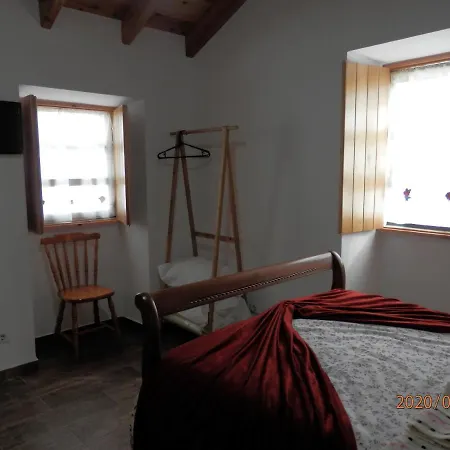 Adega Jaquet Chalet Biscoitos (Sao Jorge)